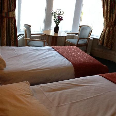Penrhys Hotel Cardiff Buitenkant foto