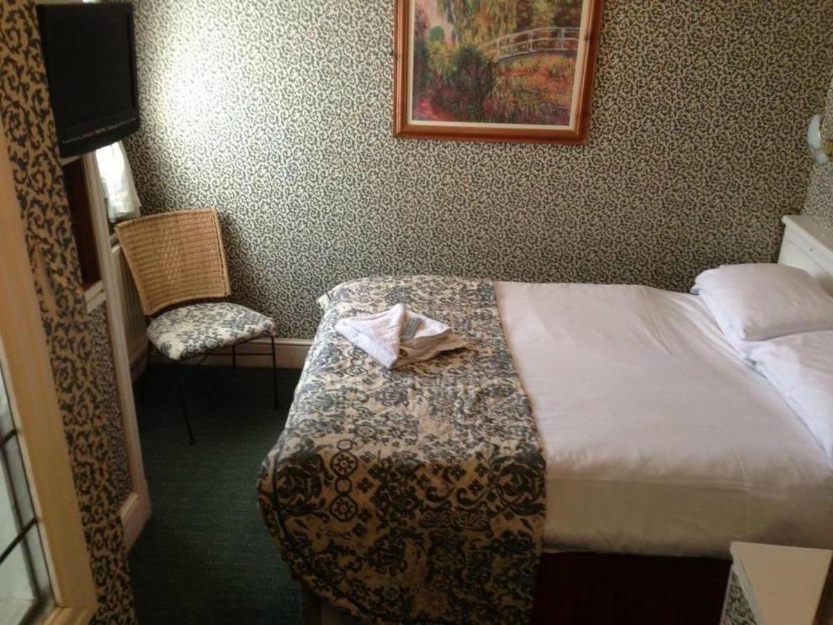 Penrhys Hotel Cardiff Buitenkant foto